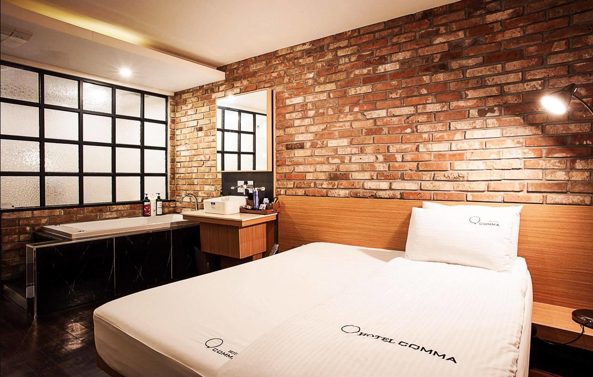 בוסאן Comma Hotel מראה חיצוני תמונה